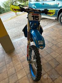 Enduro TM en 250 fi
