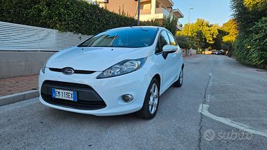 FORD FIESTA GPL 2012