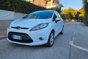FORD FIESTA GPL 2012