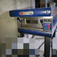 Forno Moretti con banco di appoggio 