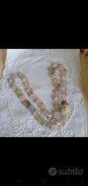 collana lunga di quarzi colorati