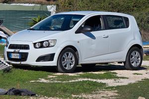 chevrolet aveo 2013