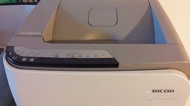Stampante Ricoh SP C 220n colori