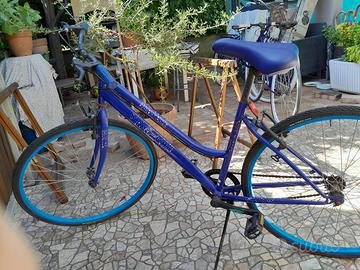 Bici edizione limitata baci perugina