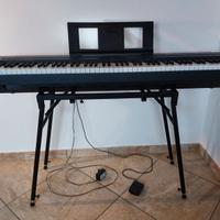 Pianola YAMAHA P-45B