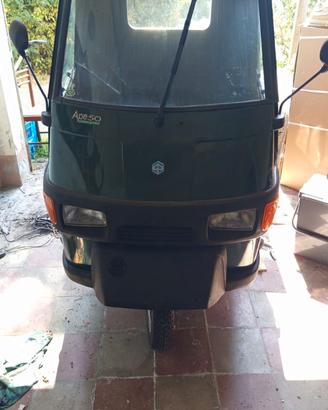 Ape  50