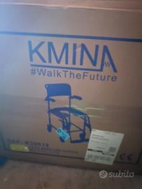 Sedia a rotelle per i bisogni/ doccia/ wc