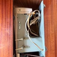 Macchina da cucire Necchi mod. 267  con mobiletto