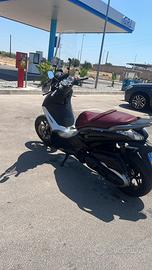 Beverly 350 Sport Touring