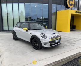 MINI Cooper SE L