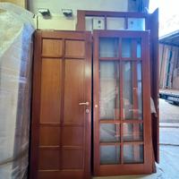 Porte interne in legno di ciliegio