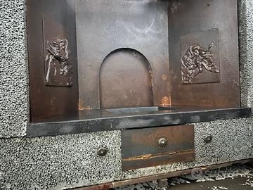 🔥 Caminetto rustico completo in pietra e ghisa