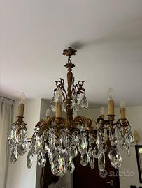 Lampadario vintage ottone e cristalli