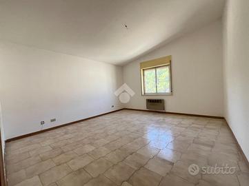 3 LOCALI A AGRIGENTO