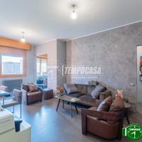 TRILOCALE CON BOX E CANTINA