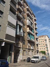 Box / Garage di 17 m² a Torino