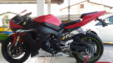 Yamaha R1 2003