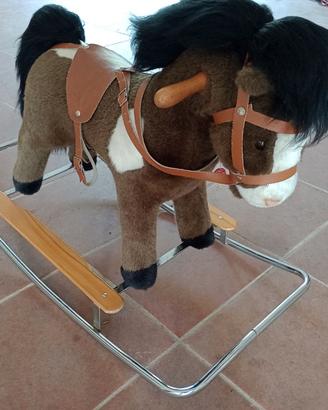 Cavallo a dondolo Trudi
