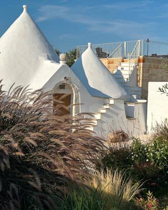 Trullo e Lamia con piscina
