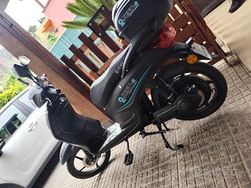 nuovissimo scooter elettrico Just e
