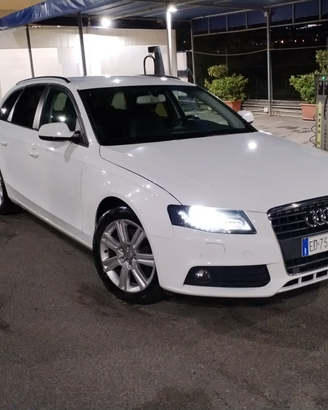 Audi A4 Avant 2.0 cv 143 multitronic B8
