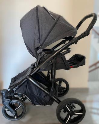 Passeggino Momon Trio Vernuji