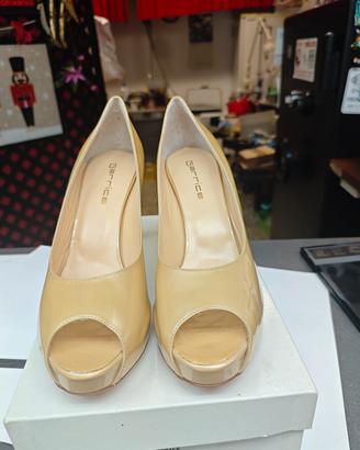 scarpe donna con tacco a stiletto 