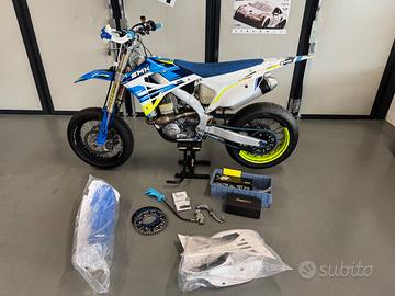 TM SMK 450 FI -2h con accessori