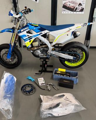 TM SMK 450 FI -2h con accessori
