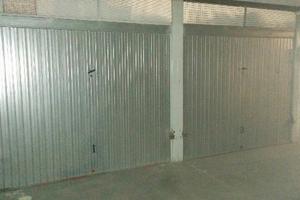 Garage Box 30 mq con Doppio ingresso e Finestre