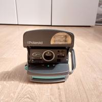Polaroid 600 con 5 pellicole