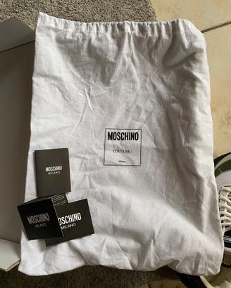 Sneakers Moschino