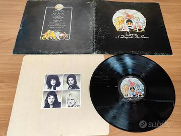 Queen A day At the races LP disco 15/12/76