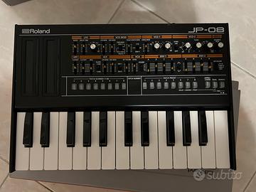 Roland JP-08