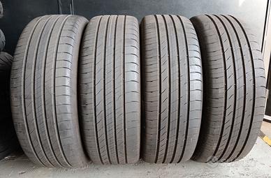 Gomme usate estive 215 55 18