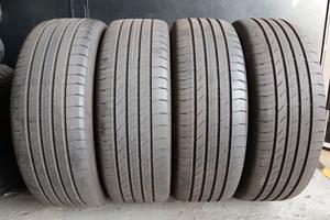 Gomme usate estive 215 55 18