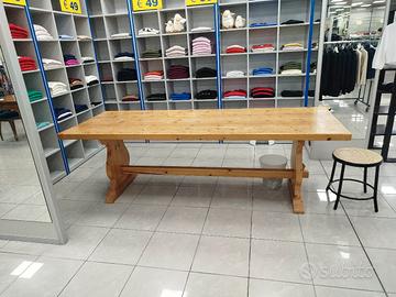 tavolo in legno massello 