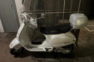 Vespa lx 150