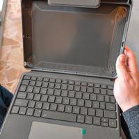 magnetica wireless keyboard per iPad 13