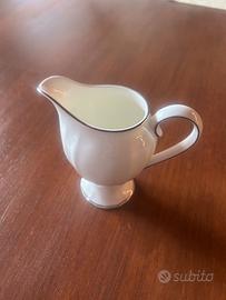 Lattiera design Ginori 1735