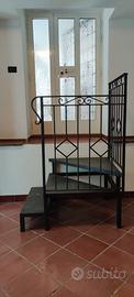 Scala in ferro battuto