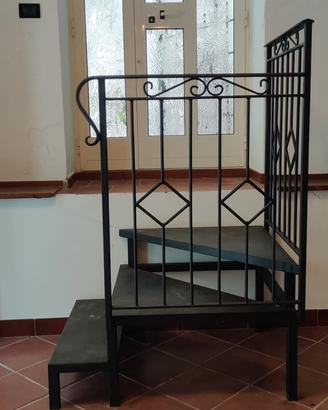 Scala in ferro battuto