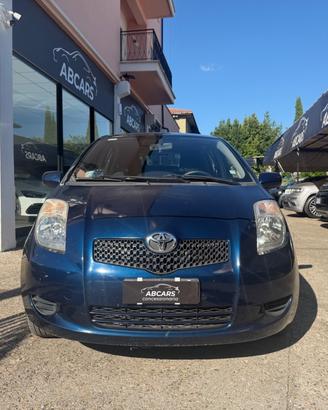 Toyota Yaris 1.0 5 porte Sol