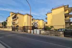3 LOCALI A CASAPULLA
