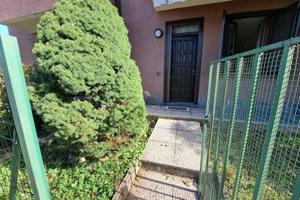 CARONNO PERTUSELLA VILLA A SCHIERA CENTRALE CON BO