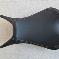 Sella bassa Triumph Street triple 765 RS