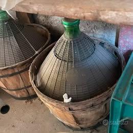 Damigiana in vetro per vino
