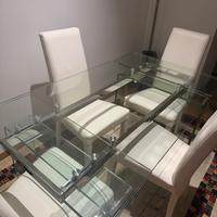 Tavolo di Design in Cristallo