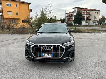 Audi Q3 s-line quattro