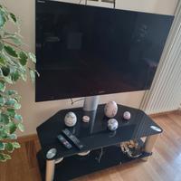 Sony Bravia KDL-46NX720 + mobile TV + omaggio